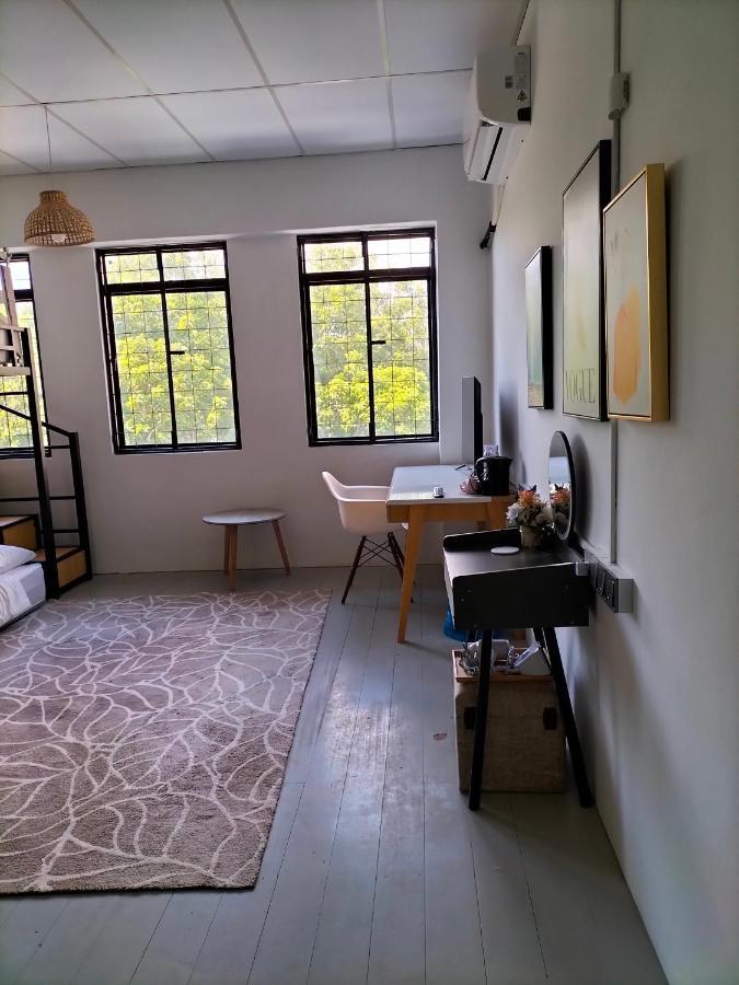 Le Melur Hotell George Town Exteriör bild